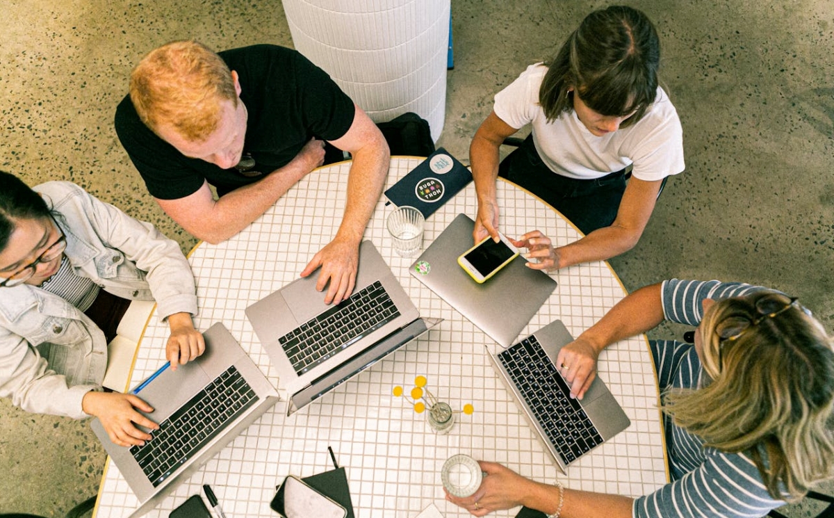 Boost Online Presence With Garage2Global