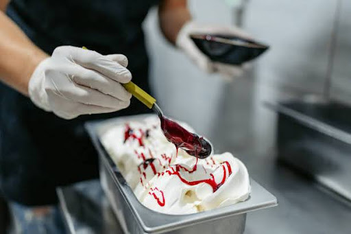 How Does An Automatic Ice-Cream Maker Ensure A Smooth Texture