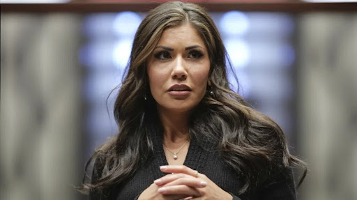 Kristi Noem Height, How Tall is the Secretary of Homeland Security