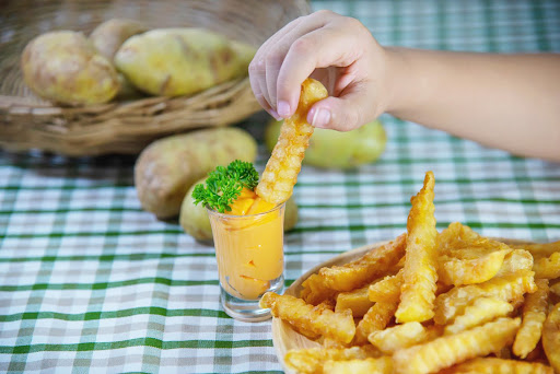 Quick Snack Recipes Featuring Heavily Topped Fries