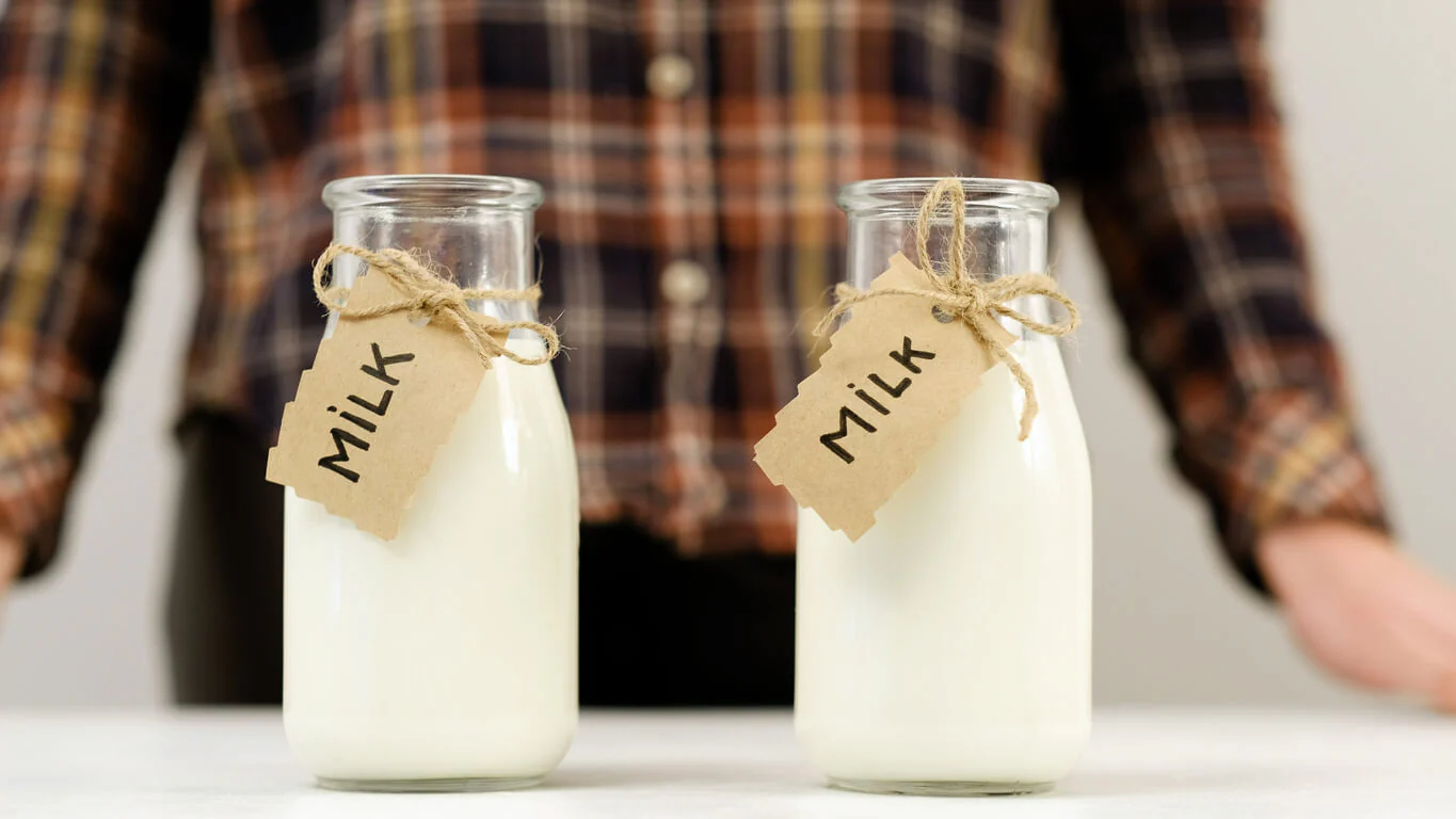 Unhomogenised Milk Explained: Benefits, Taste, Nutrition & How It Differs From Homogenised Milk
