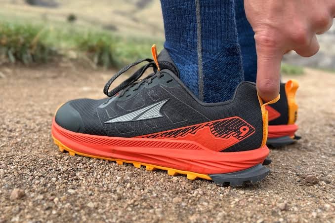 Altra Zero Drop Lone Peak: Why Trail Runners Keep Coming Back to This Iconic Shoe Altra Zero Drop Lone Peak: Why Trail Runners Keep Coming Back to This Iconic Shoe